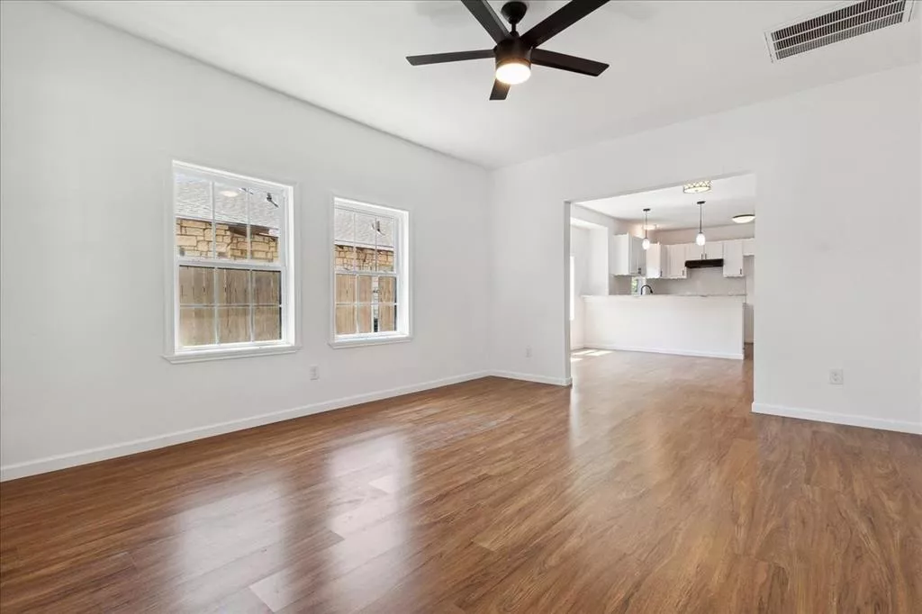 2407 Catherine Street, Dallas, Texas 75211