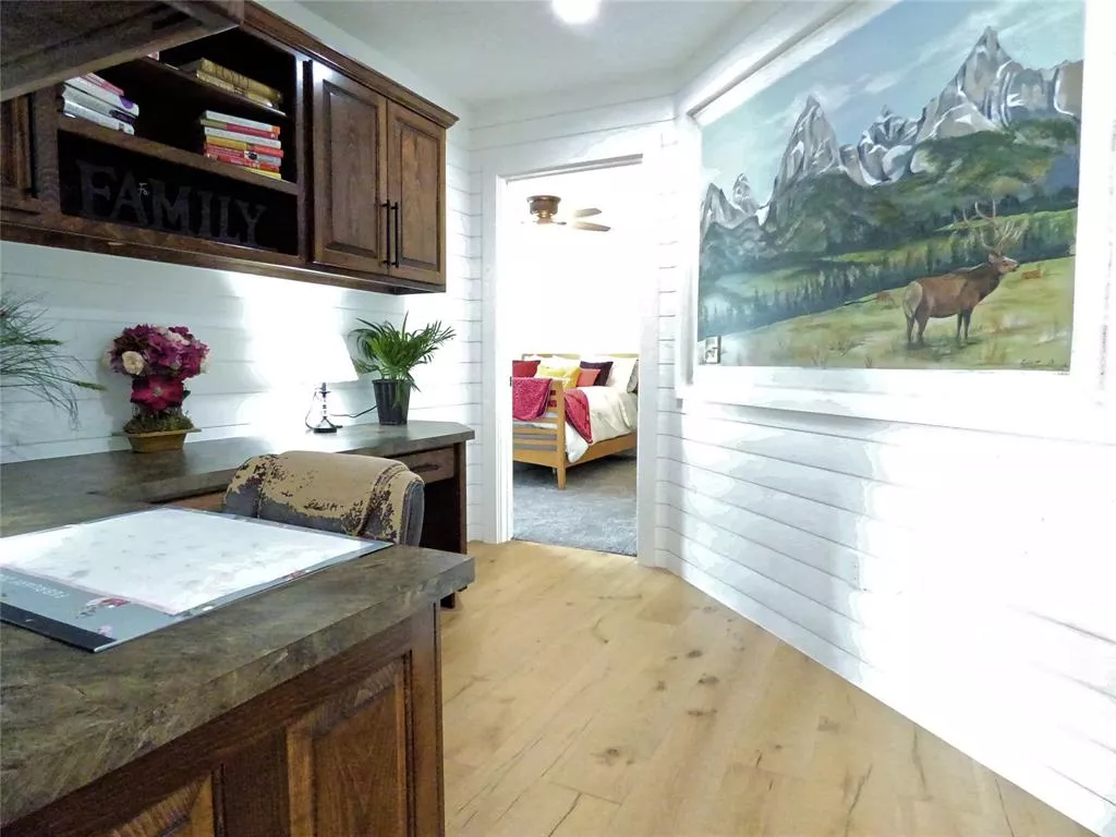 372 County Road 3245 Mount Pleasant, Texas 75455