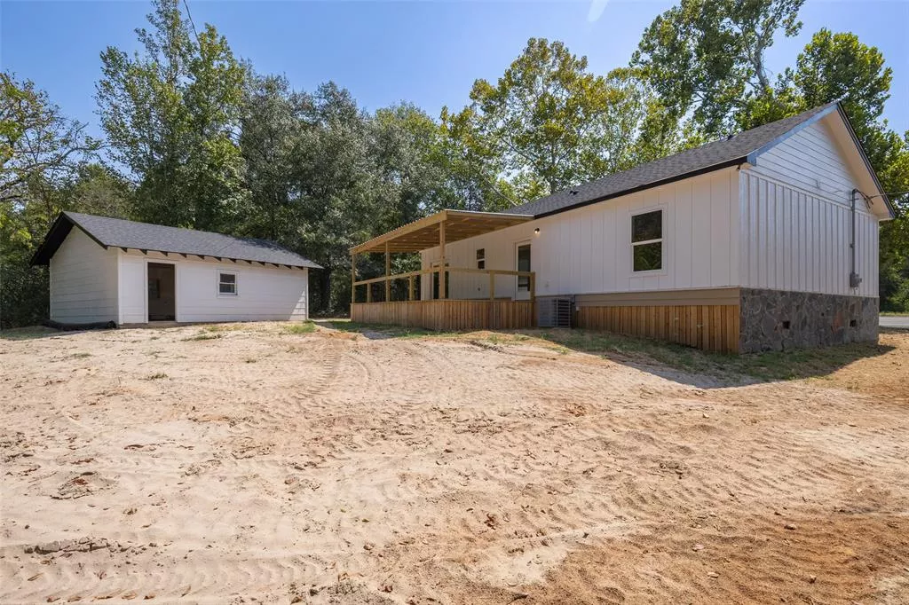 4277 N State Highway 37 Winnsboro, Texas 75494