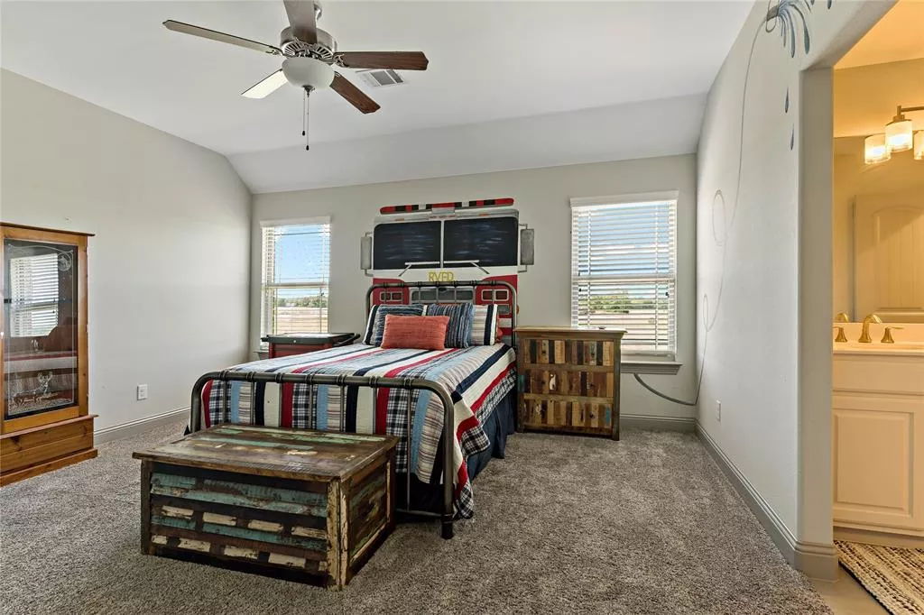 4946 FM 38 S Brookston, Texas 75421