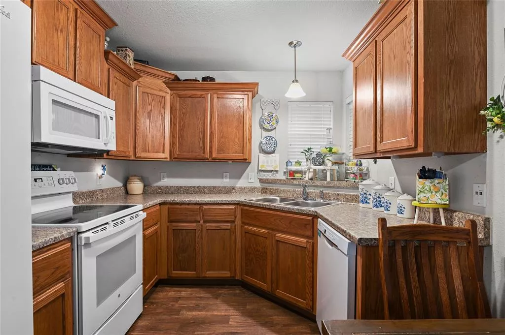 611 W Munson Street, Denison, Texas 75020