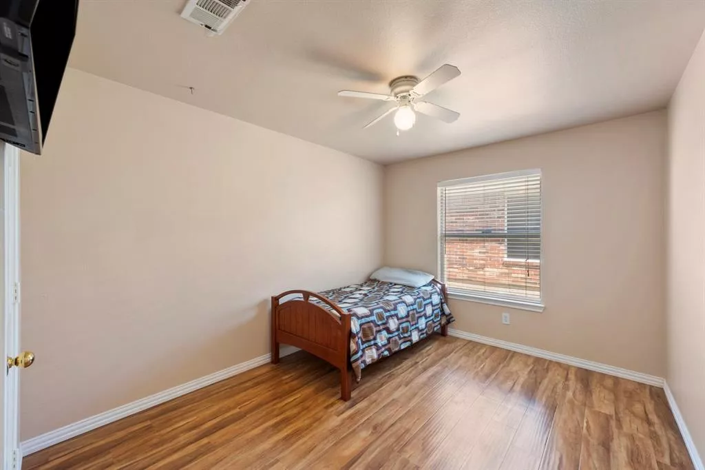 7511 Quail Ridge Drive, Arlington, Texas 76002