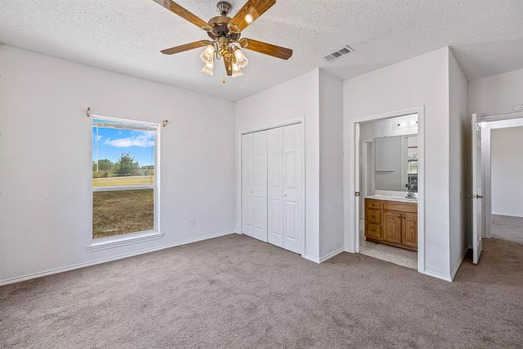 8802 Bernard Road, Sanger, Texas 76266