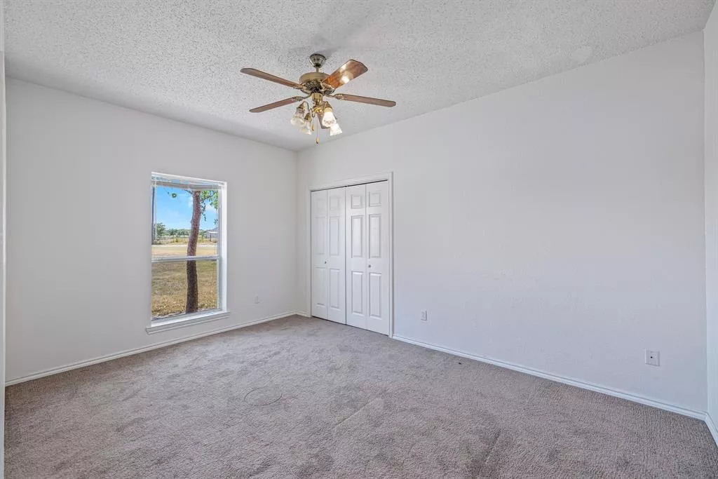 8802 Bernard Road, Sanger, Texas 76266