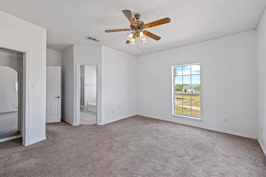 8802 Bernard Road, Sanger, Texas 76266