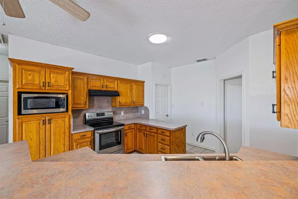 8802 Bernard Road, Sanger, Texas 76266