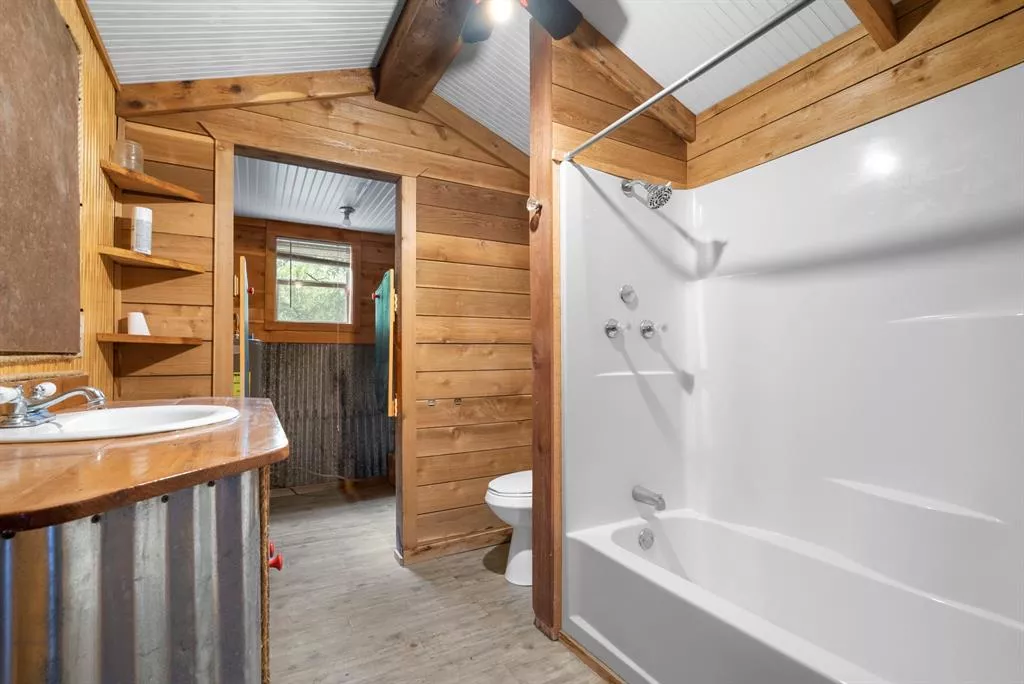 901 W 8th Street, Cisco, Texas 76437