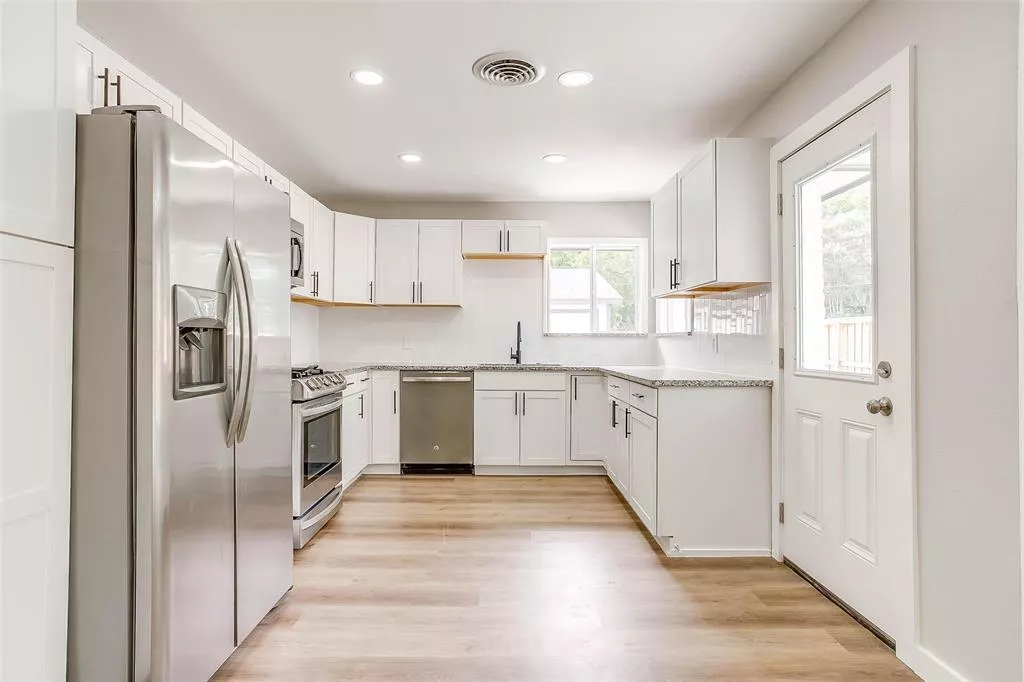 10319 Libby Lane, Dallas, Texas 75228