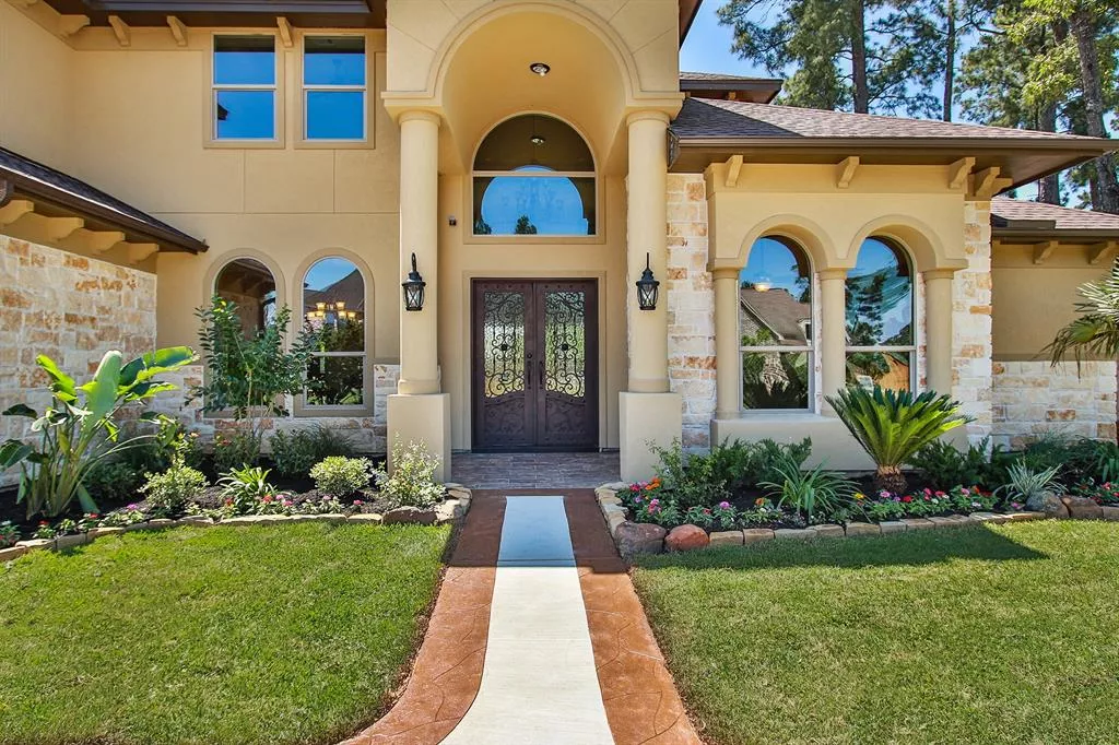 17340 Stedman Drive, Dallas, Texas 75252