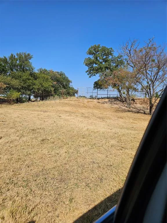 222 County Rd 323 Comanche, Texas 76442