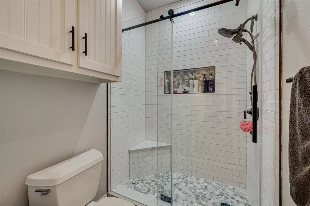 465 Dawson Road, Waxahachie, Texas 71567