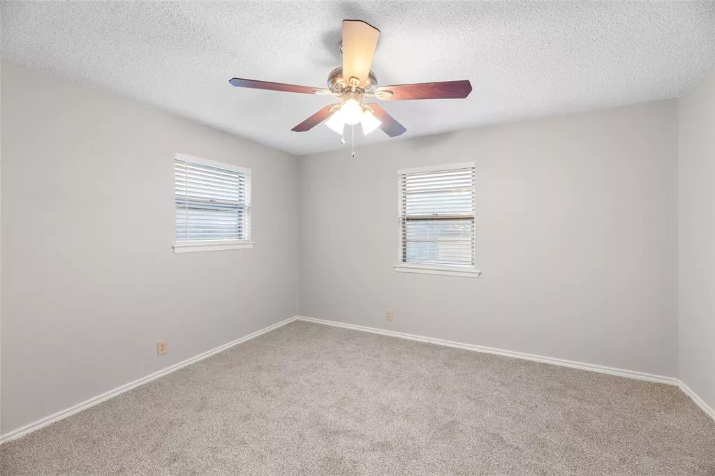 6433 Route 66 Watauga, Texas 76148