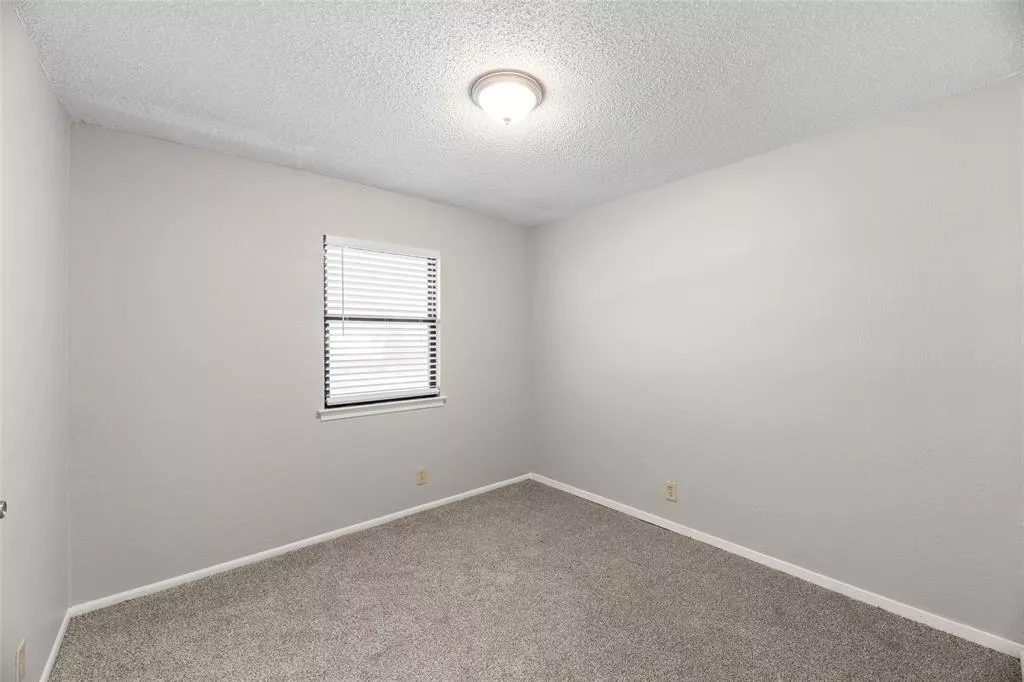 6433 Route 66 Watauga, Texas 76148