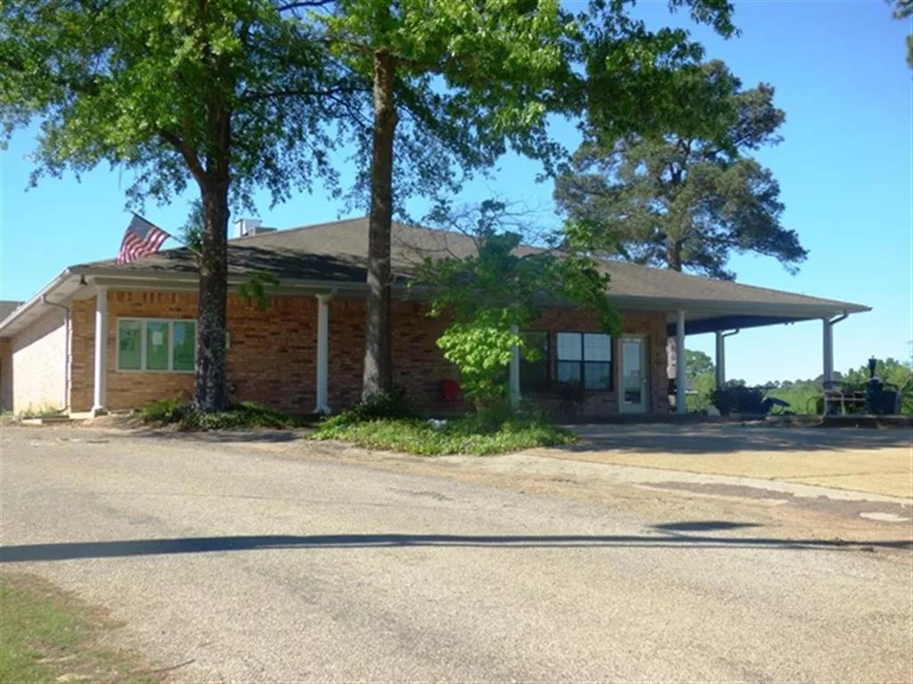 98 CR 2100 Daingerfield, Texas 75638