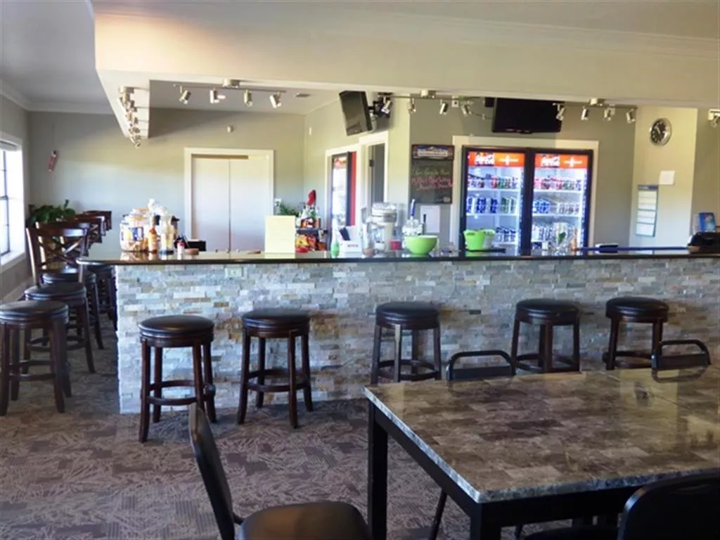 98 CR 2100 Daingerfield, Texas 75638