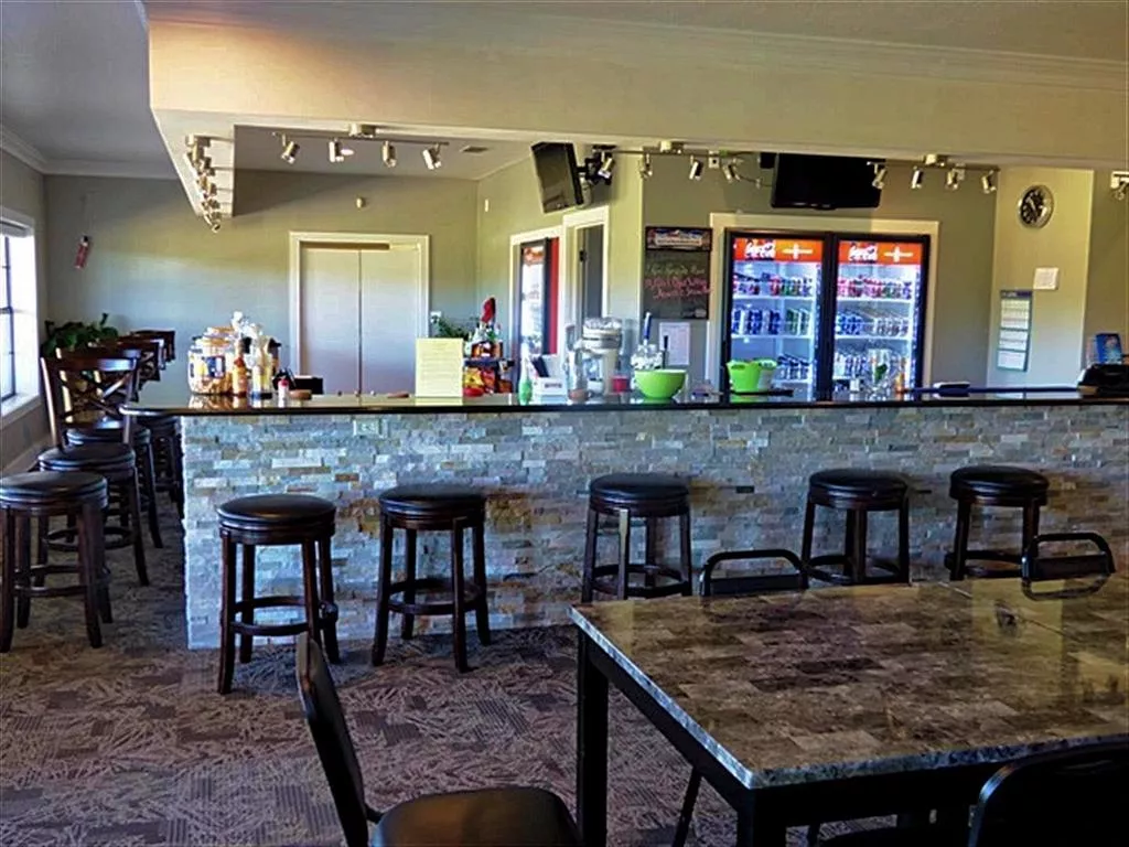 98 CR 2100 Daingerfield, Texas 75638