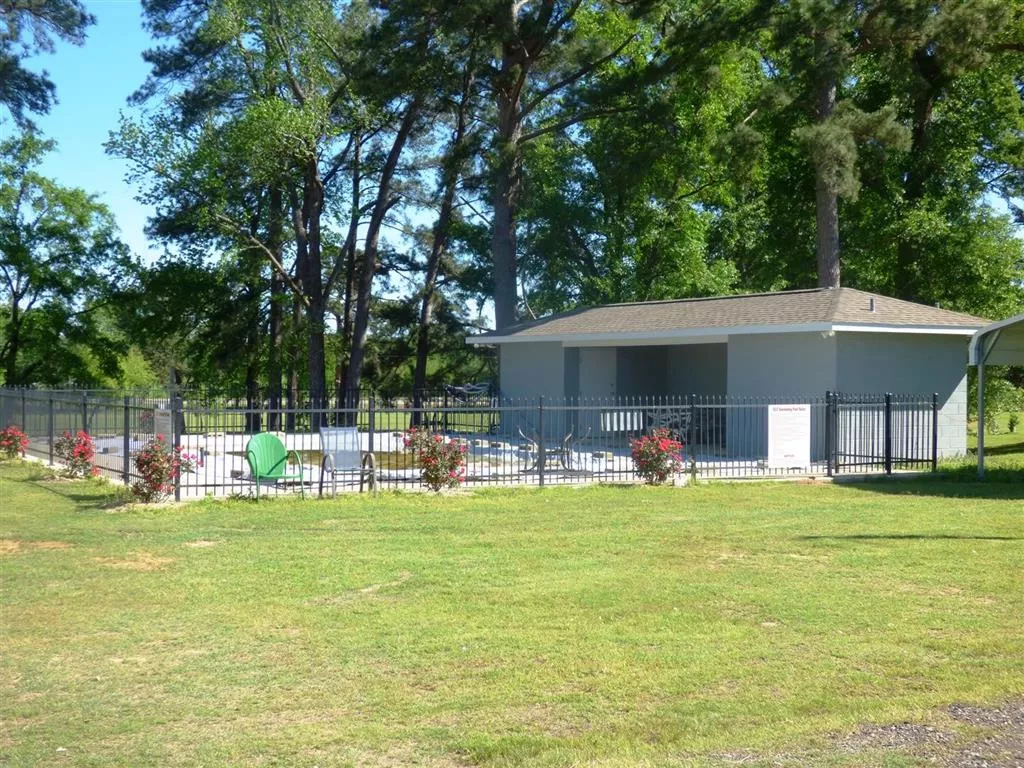 98 CR 2100 Daingerfield, Texas 75638