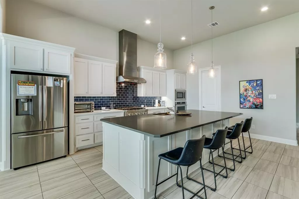 2240 Sullenberger Way, Flower Mound, Texas 75028