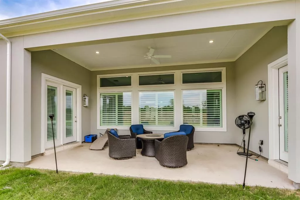 2240 Sullenberger Way, Flower Mound, Texas 75028