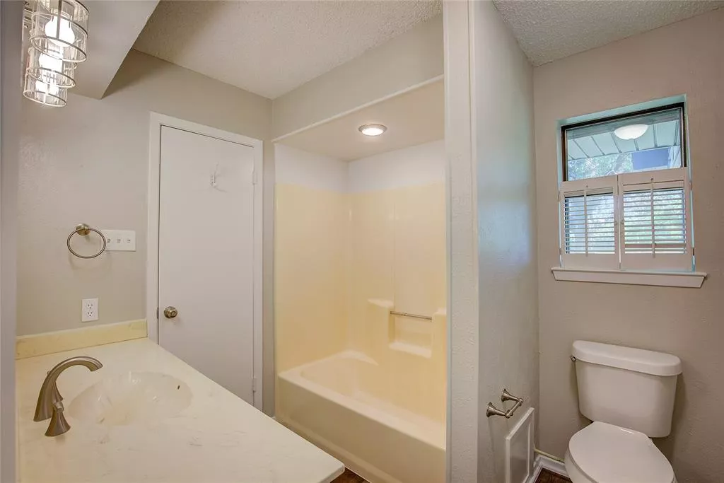 3887 VZ CR 3213 Wills Point, Texas 75169