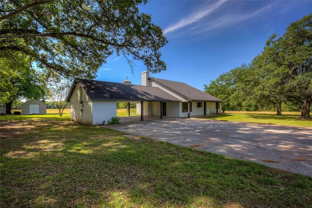 3887 VZ CR 3213 Wills Point, Texas 75169