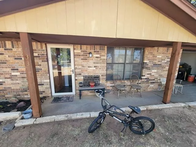 733 N Avenue B Springtown, Texas 76082