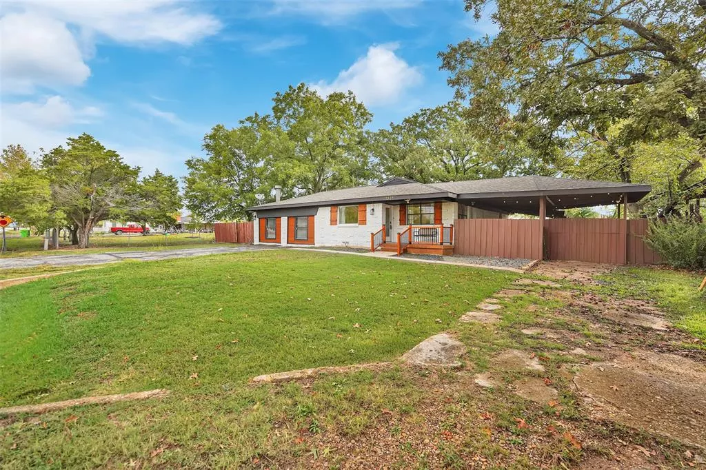 7835 County Road 436 Princeton, Texas 75407