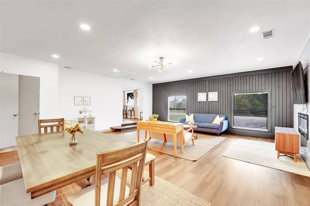 7835 County Road 436 Princeton, Texas 75407