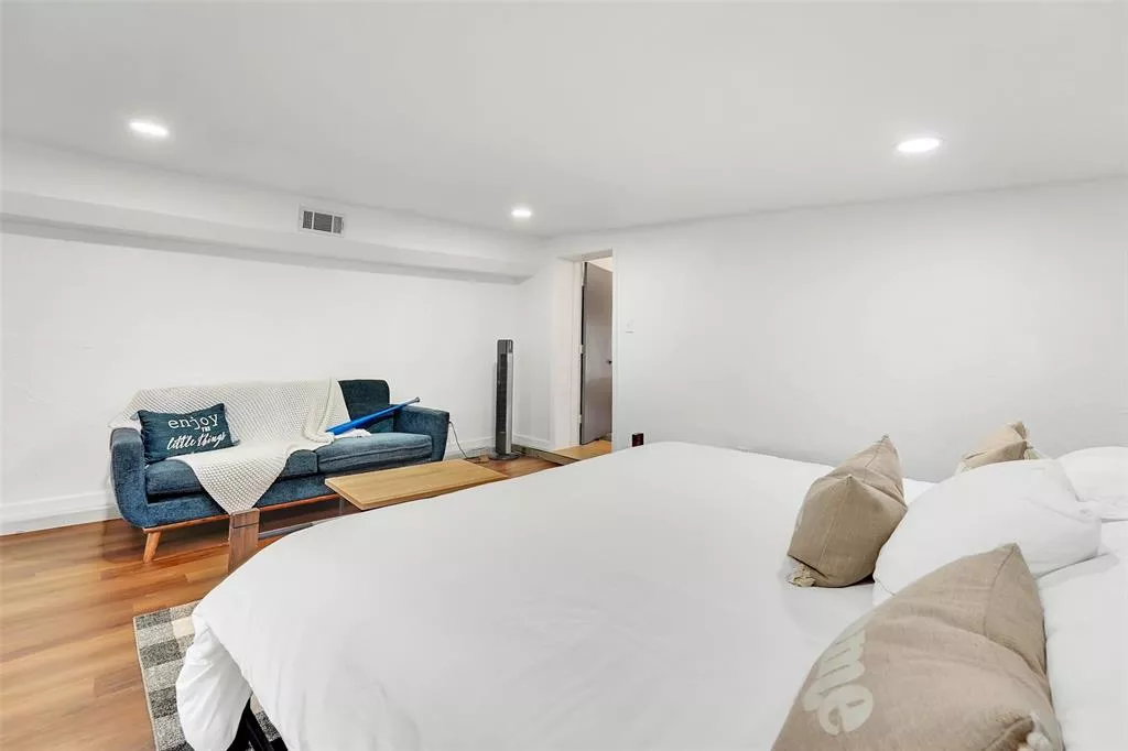 7835 County Road 436 Princeton, Texas 75407