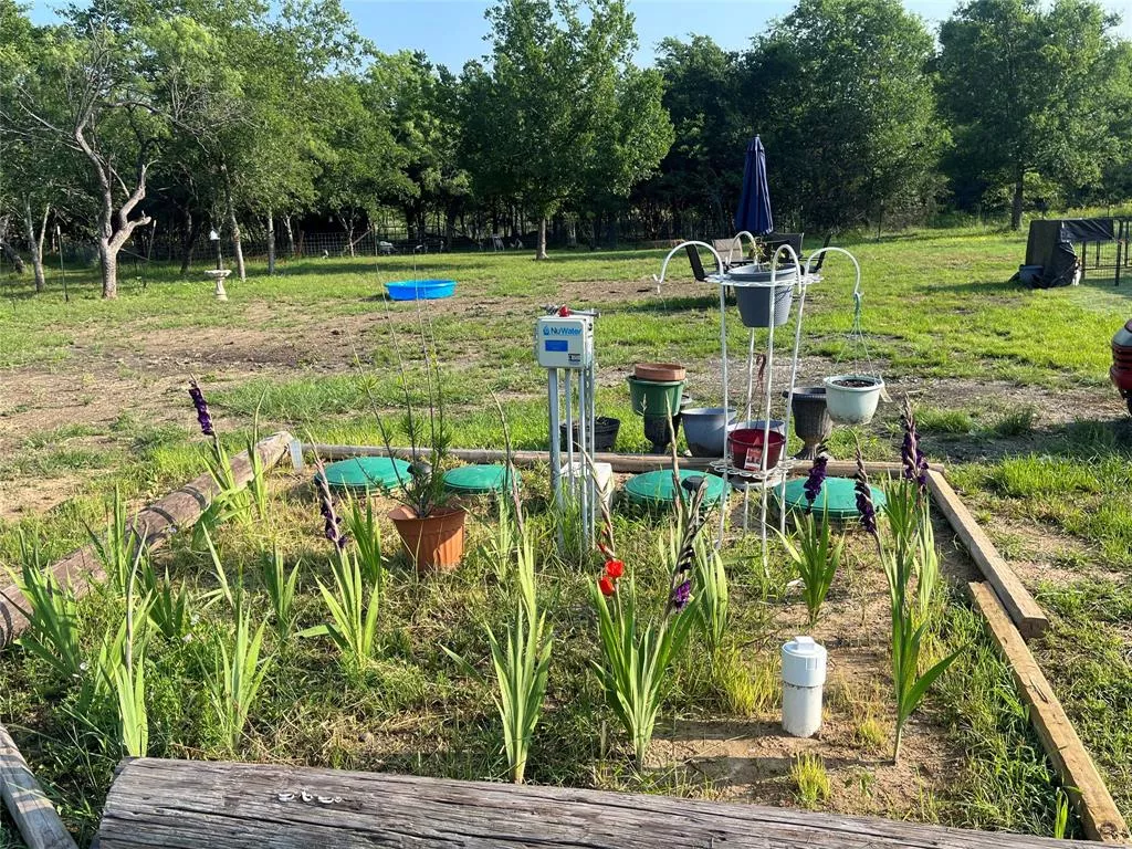 253 Private Road 12488 Whitney, Texas 76692