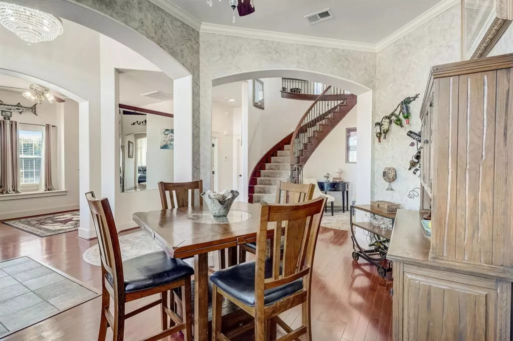 8432 Fullerton Drive, Cleburne, Texas 76033