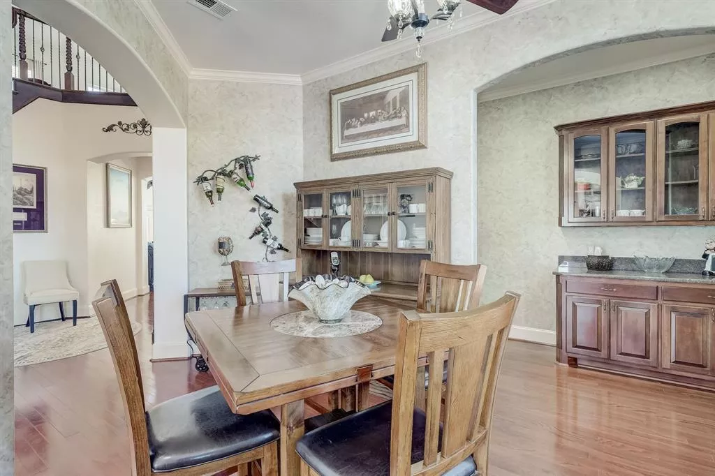 8432 Fullerton Drive, Cleburne, Texas 76033