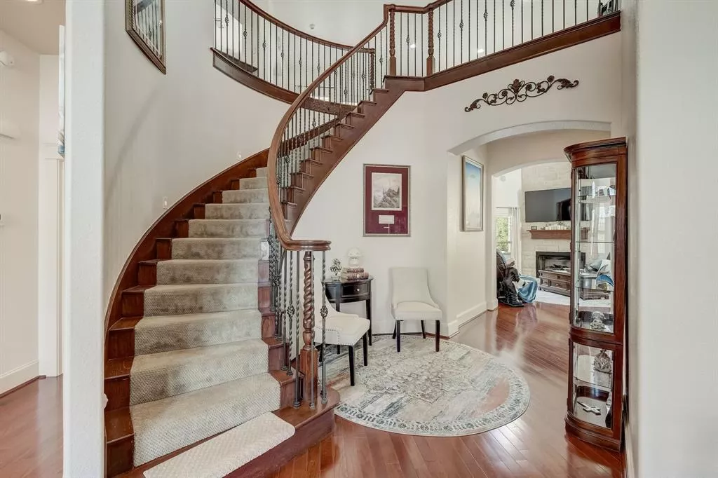 8432 Fullerton Drive, Cleburne, Texas 76033