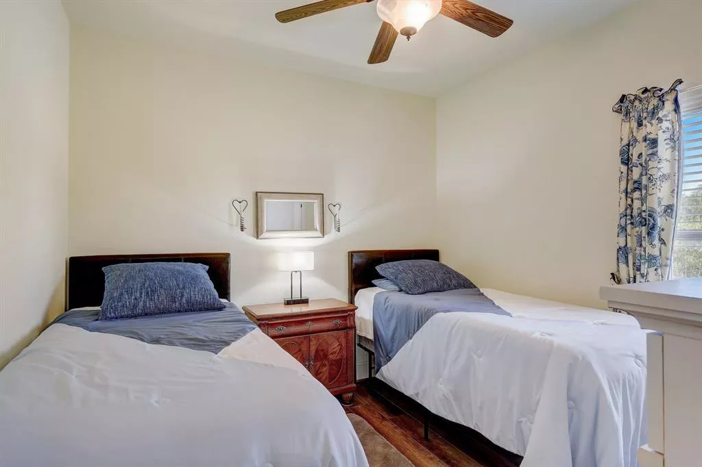 8432 Fullerton Drive, Cleburne, Texas 76033