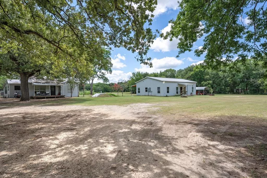 1327 Vz CR 3910 Wills Point, Texas 75169