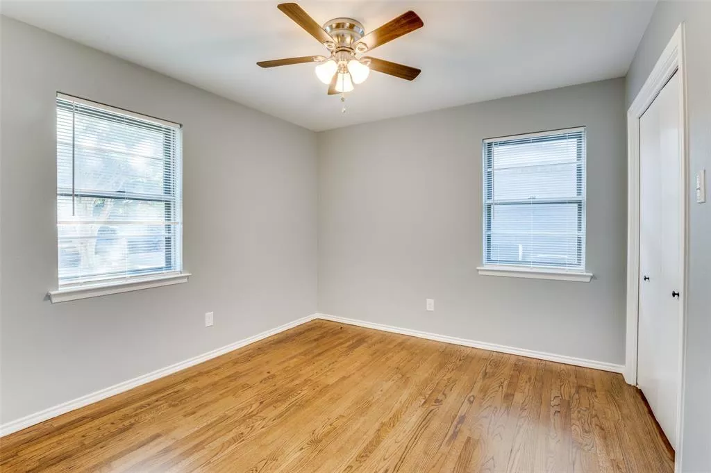 365 Beautycrest Drive, Dallas, Texas 75217