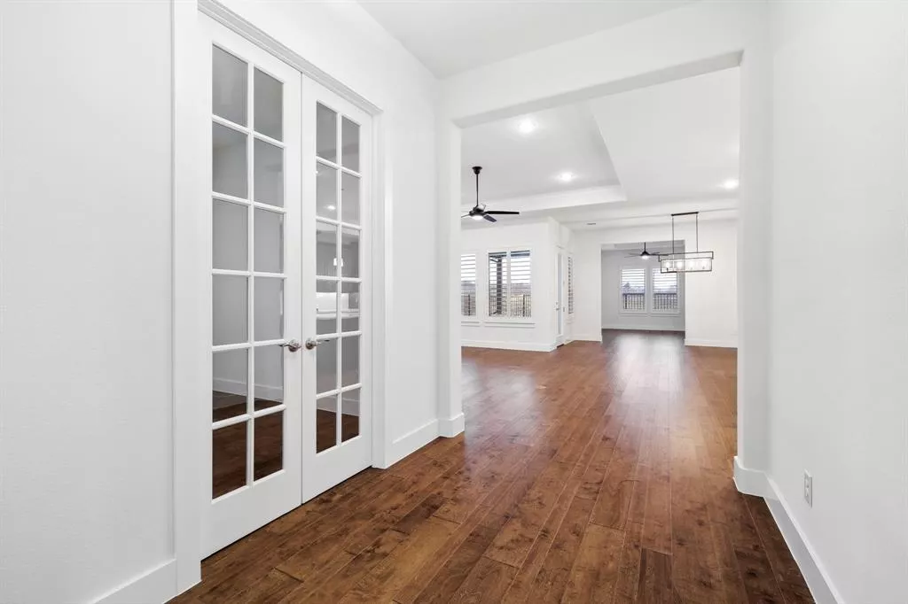 912 Alvero Place, Mansfield, Texas 76063