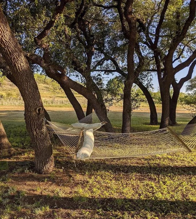 172 Lake Point Road, Comanche, Texas 76442