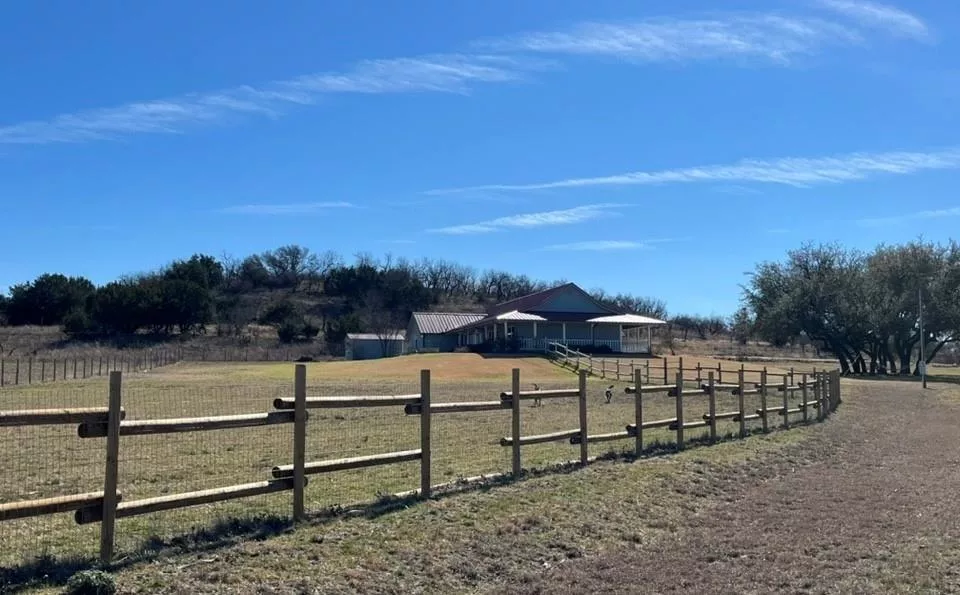 172 Lake Point Road, Comanche, Texas 76442