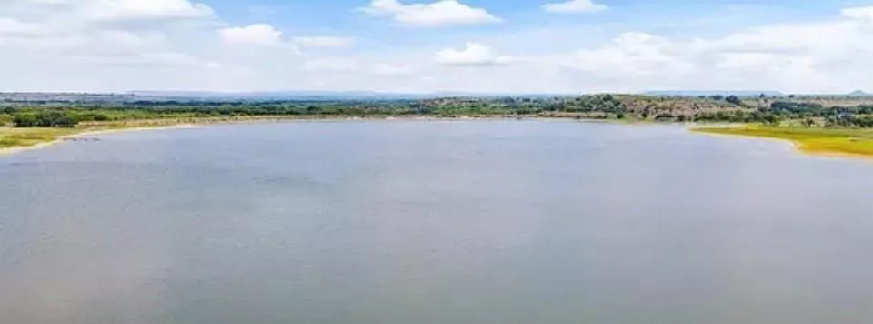 172 Lake Point Road, Comanche, Texas 76442