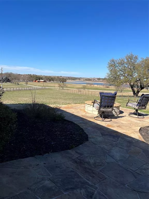 172 Lake Point Road, Comanche, Texas 76442
