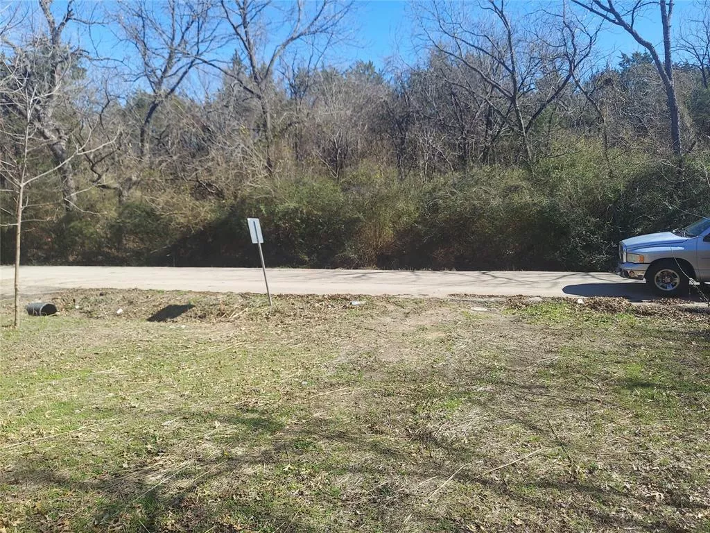 2355 Fatima Avenue, Dallas, Texas 75241