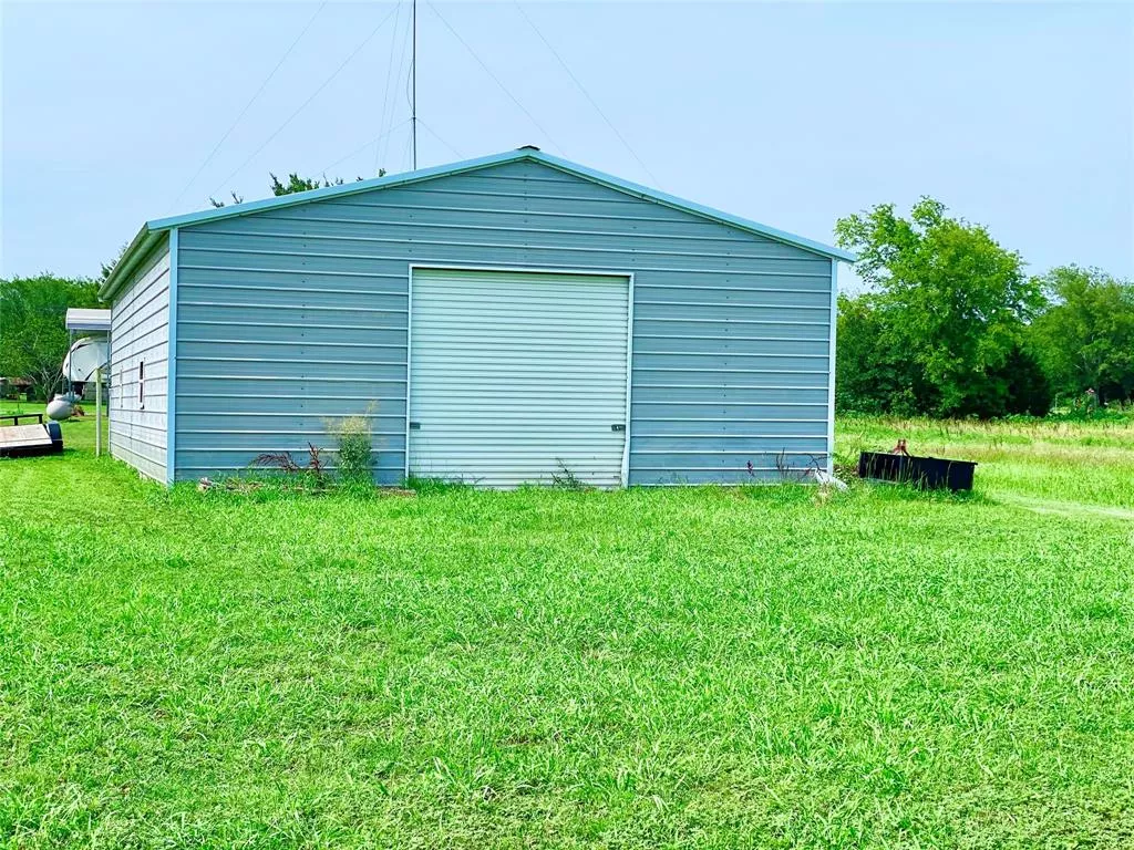 321 Fm 274 Ravenna, Texas 75476