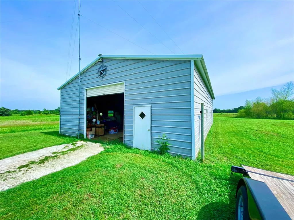 321 Fm 274 Ravenna, Texas 75476