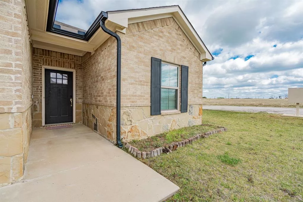 300 Ruffin Road, Mabank, Texas 75147