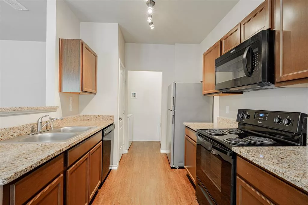 300 Ruffin Road, Mabank, Texas 75147