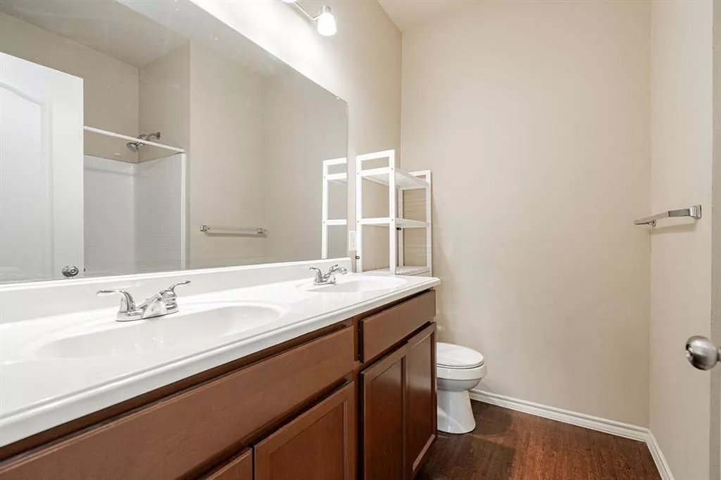 300 Ruffin Road, Mabank, Texas 75147