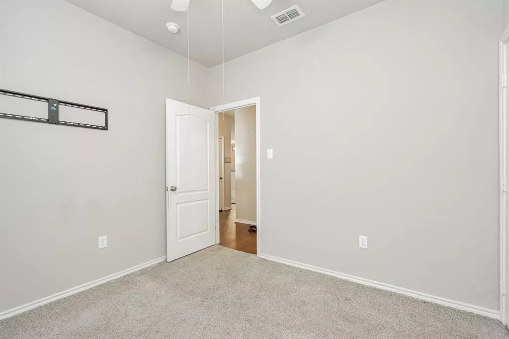 300 Ruffin Road, Mabank, Texas 75147