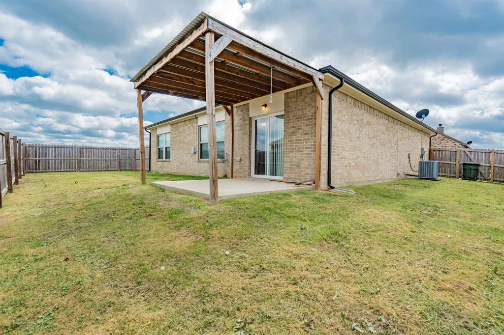 300 Ruffin Road, Mabank, Texas 75147