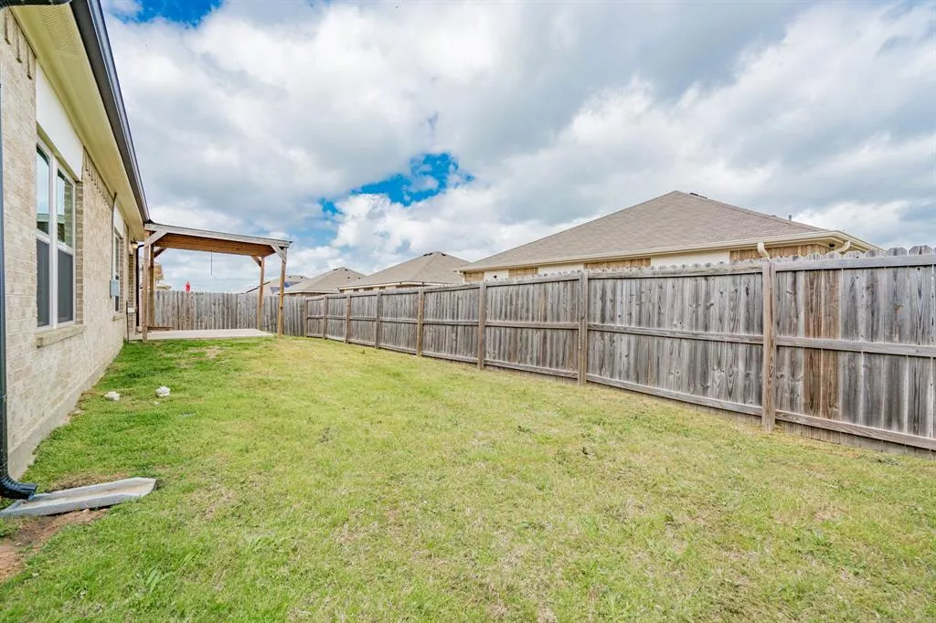 300 Ruffin Road, Mabank, Texas 75147